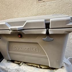 Everbilt Camping Cooler 73 qt. 