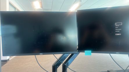 Dell monitors with stand