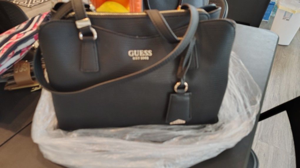Guess Purse/ Bag