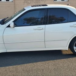 2001 Lexus Is300