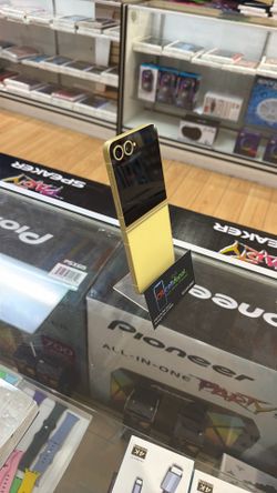 Samsung galaxy flip 6 256gb factory unlocked/ Liberado de Compania