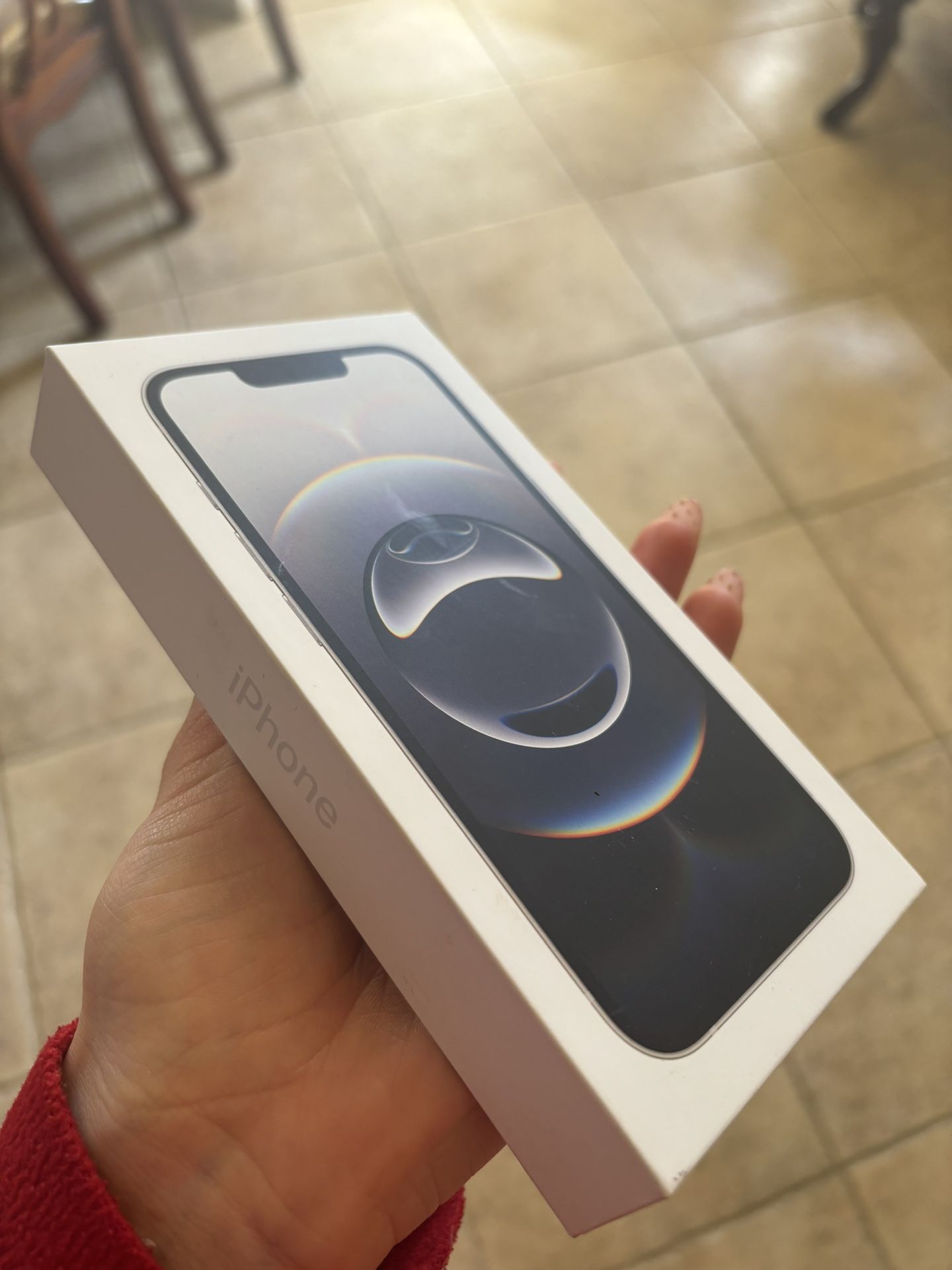 iPhone 16e
