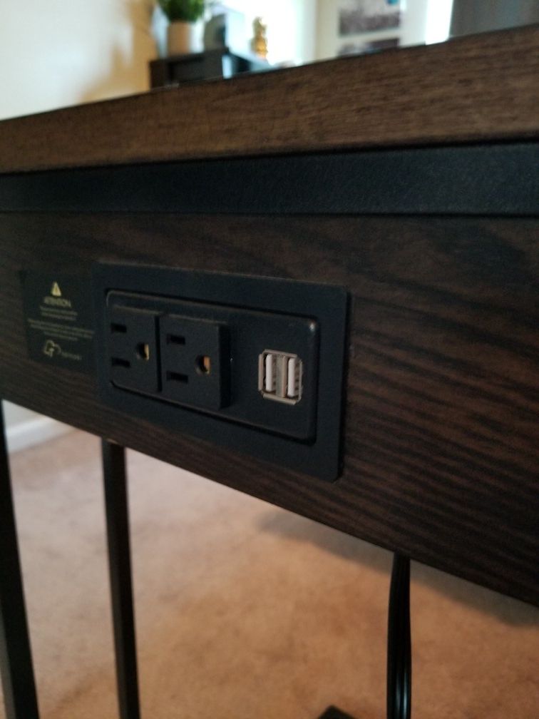 Tainoki side table/desk w/ power outlets for Sale in Torrance, CA OfferUp