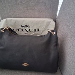 COACH PURSE/ FREE WALLET 