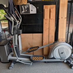 NordicTrack exercise machine with digital display Stepper E7.1