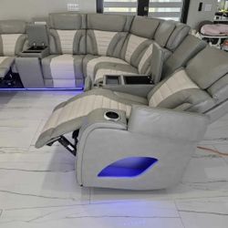 Seccional Reclinable Eléctrico 