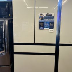 Samsung Bespoke 23 Cu Ft 4-French Door Smart Refrigerator With Beverage Center In White Glass Counter Depth