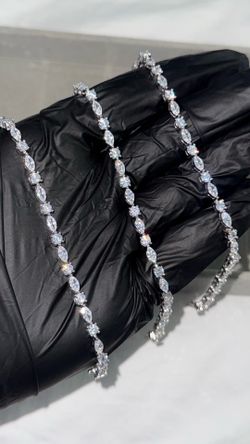Zirconia + Moissinite Bracelet (6.5, 7, 7.5, and 8 inches)