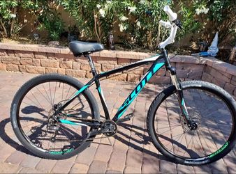 Scott 29" mountain bike converted to single speed