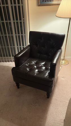 Accent chair