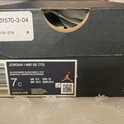 Toddler Jordan 1 Mid -size 7C