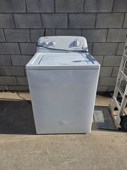 Admiral washer in great working condition no issues