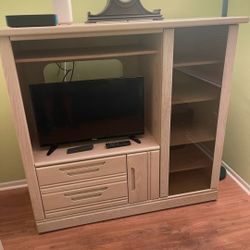 FREE, TV Stand