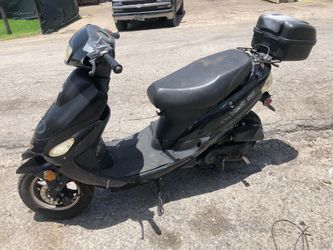 50cc Moped scooter will run need carb