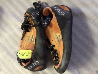 Stealth Climbing Shoes (size 4.5)