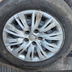 Tires whit rims 205/65r16