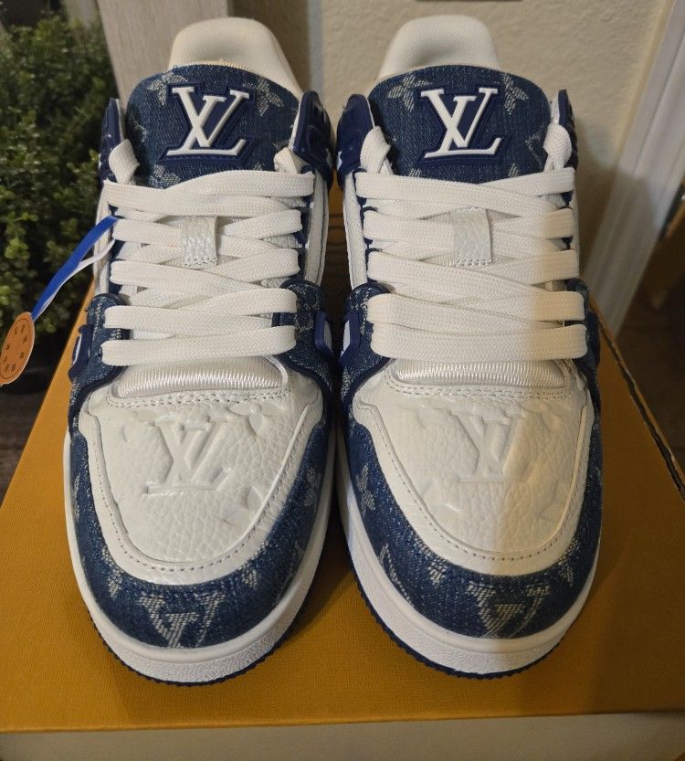 Authentic Louis Vuitton Blue Denim Sneakers Sz 39