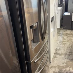 Samsung French Door Refrigerator 