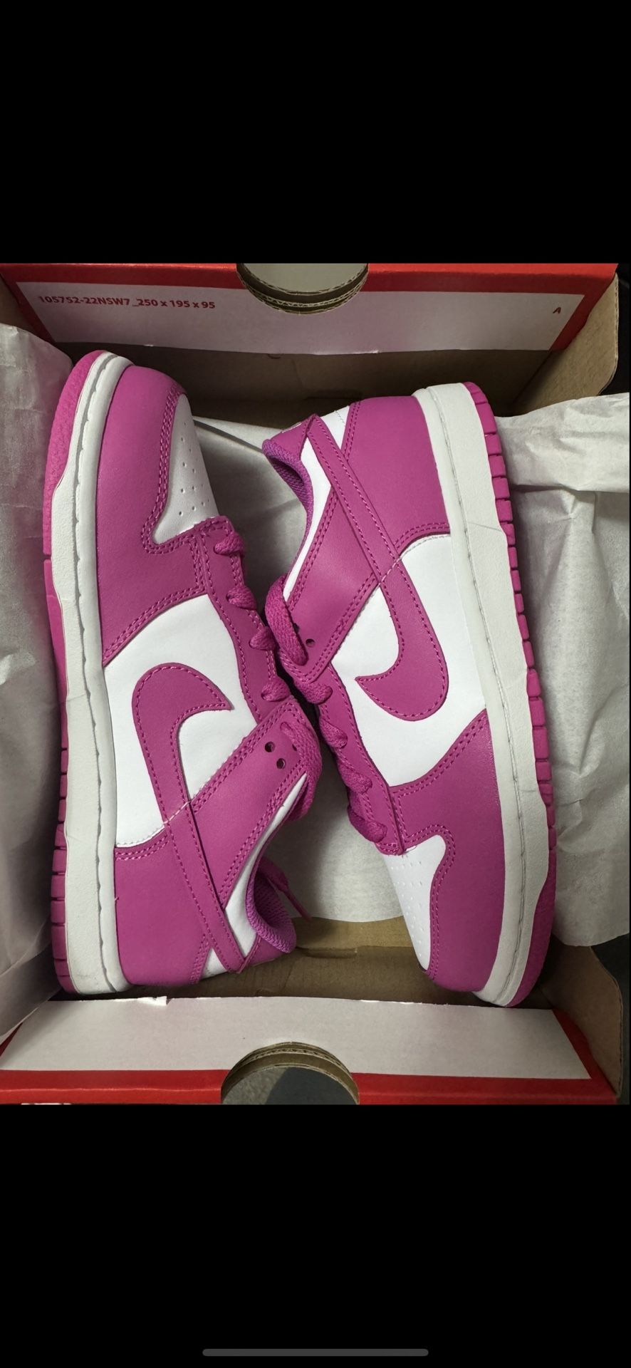 DS NIKE DUNK LOW PINK SIZE 3Y