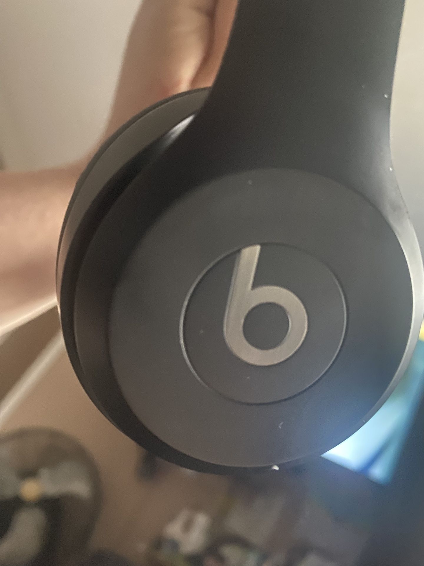 Beats Solo 4