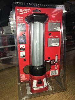 Milwaukee M18 USB Rechargeable Trouble Light 🔦