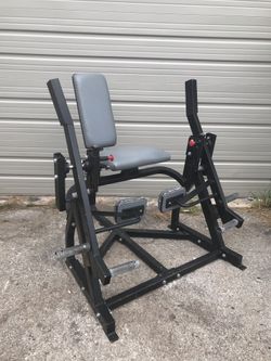 Promaxima plate loaded leg ext