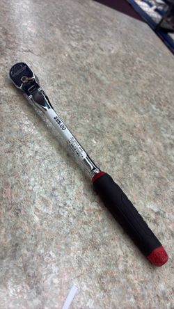 Mac Tools MR990FPA 1/4” Drive Axis 80-Tooth  Flex-Head Confort Handle 9” Ratchet (70498674)