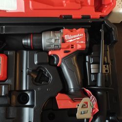 Brand New Milwaukee M18 FUEL Hammer Drill/Driver
