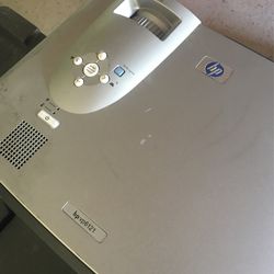Projector HP  Vp 6121