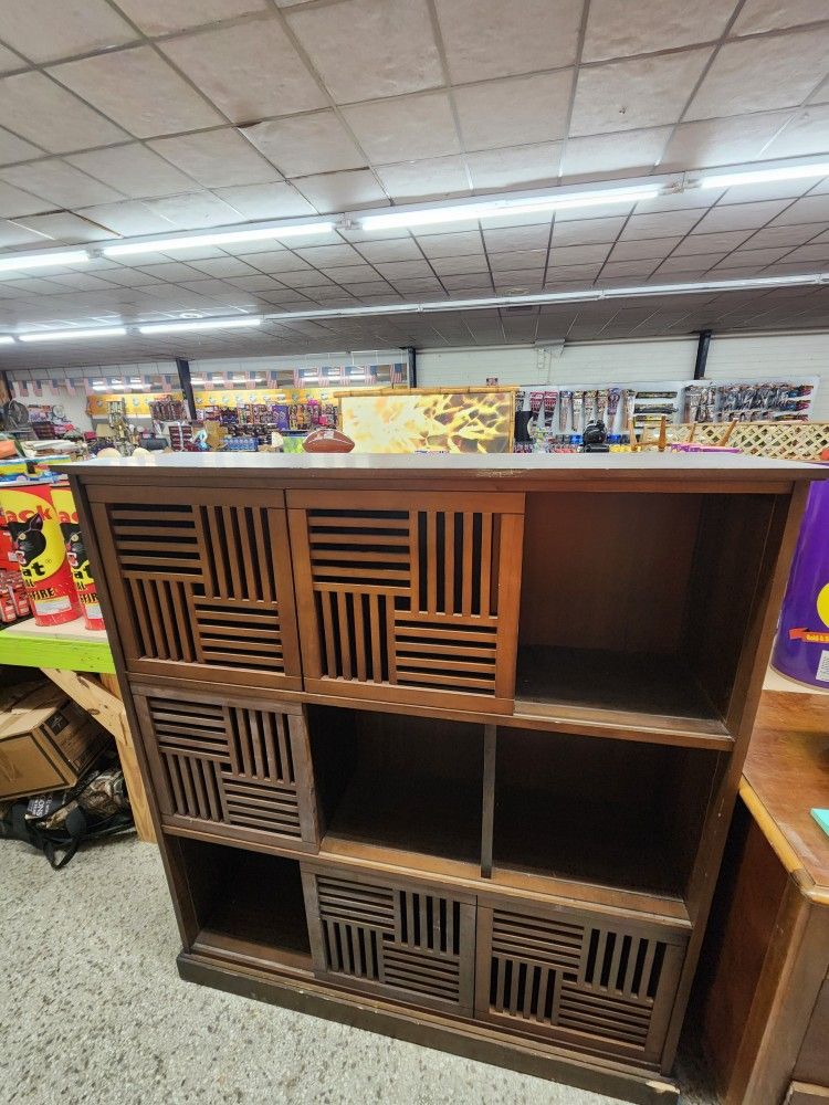 Shelves With Sliding Doors