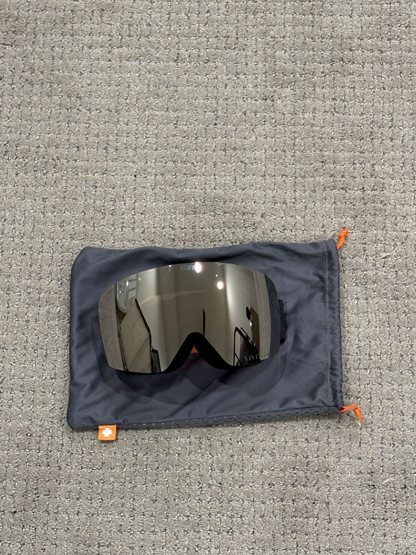 SPY Snowboard/Ski Goggles – Mirrored Lens + Bag