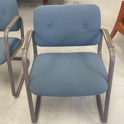 Chairs/ Sillas