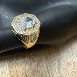 gold plated  tarnish free ring. size 8,9,11 