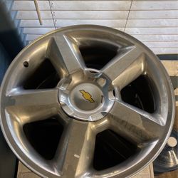2008 Chevy Tahoe Wheels 20x 8.5 Asking $650
