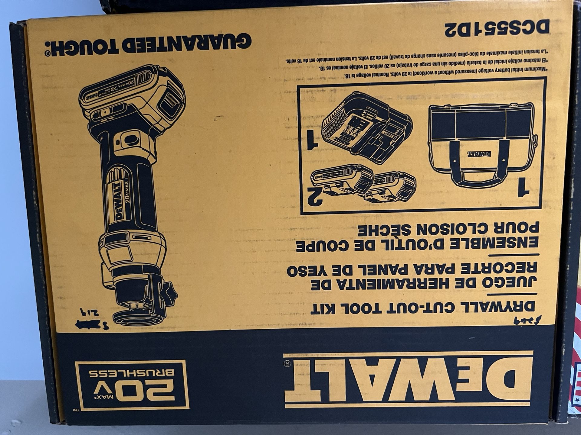 DeWalt Cut-out Tool Kit