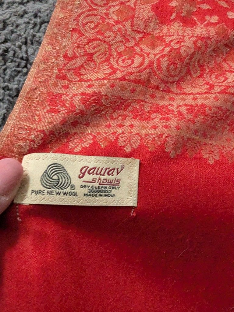 New 💯 Wool Gaurav Shawl