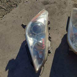 2012/2013 Infiniti M37 Right Headlight 