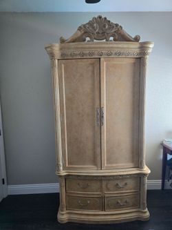 Ornate Carved Wood Armoire Media Cabinet / Wordrobe Closet