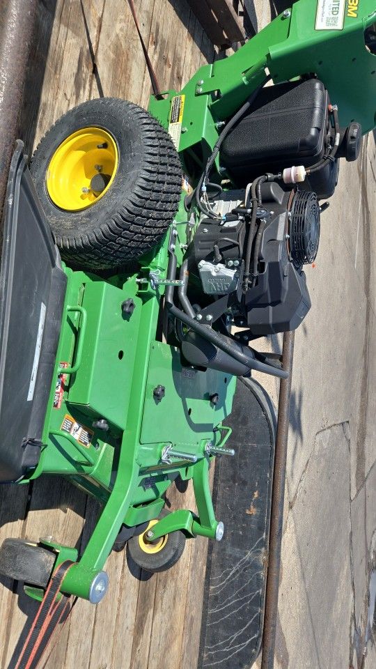 W48M John Deere Walk Behind