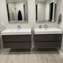 Floating vanity