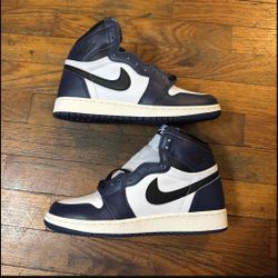 Air Jordan 1 Midnight Blue Size 6