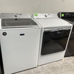 white maytag bravos xl washer dryer set