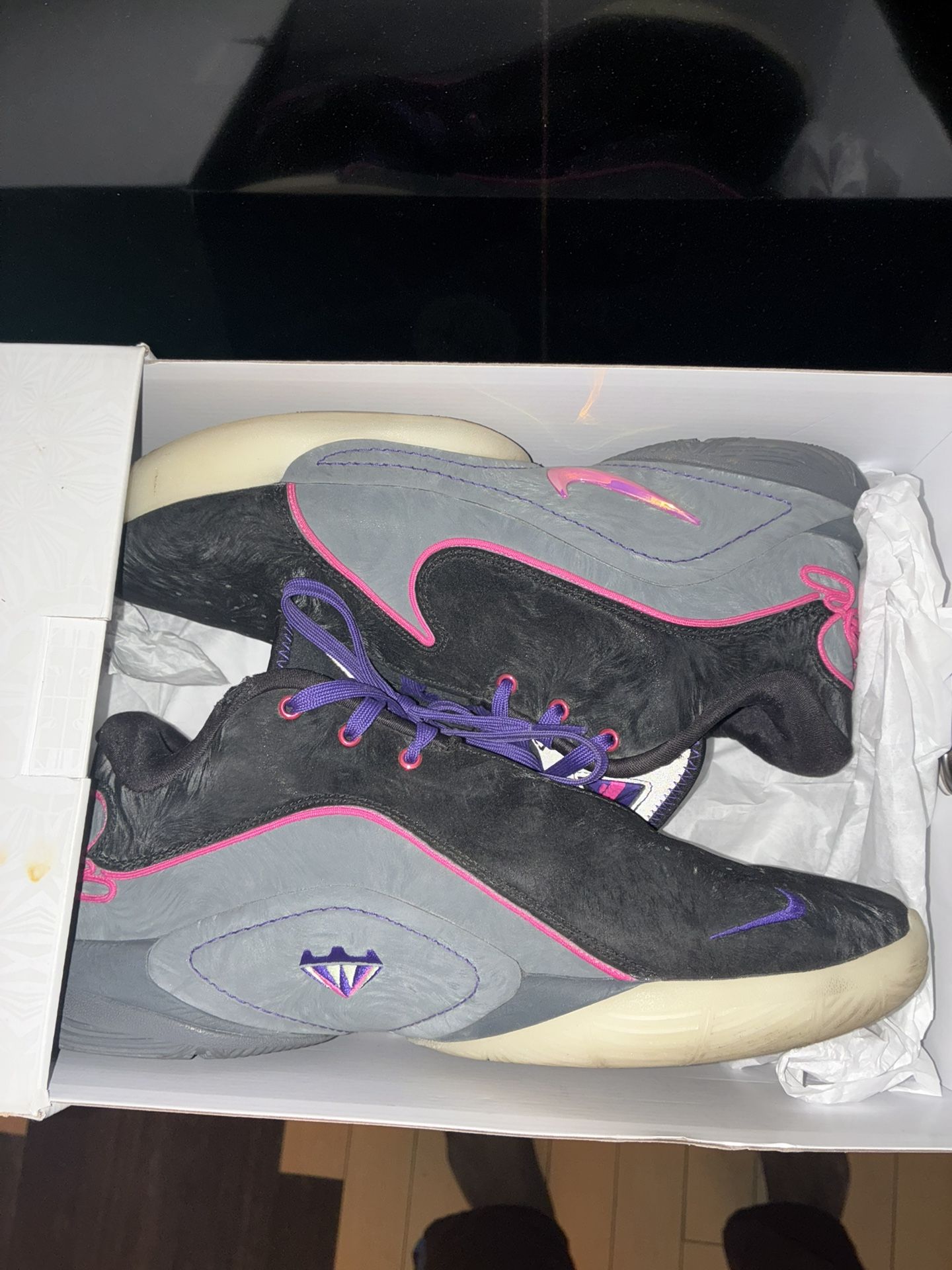 nike lebron 22 blacklight size 11