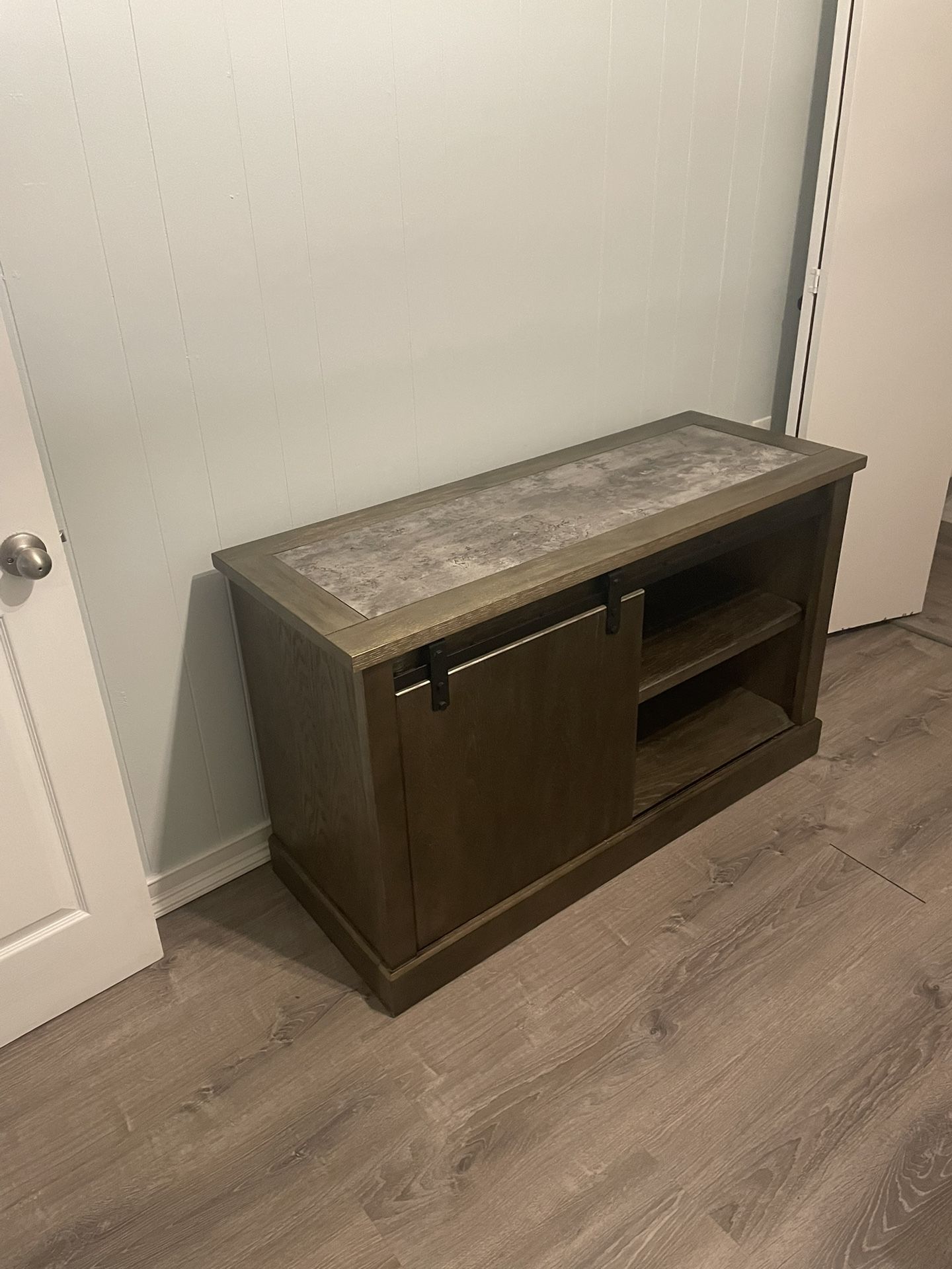 Free Cabinet