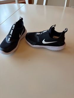 New Nike Toddler Kids Black & White Shoes 13c