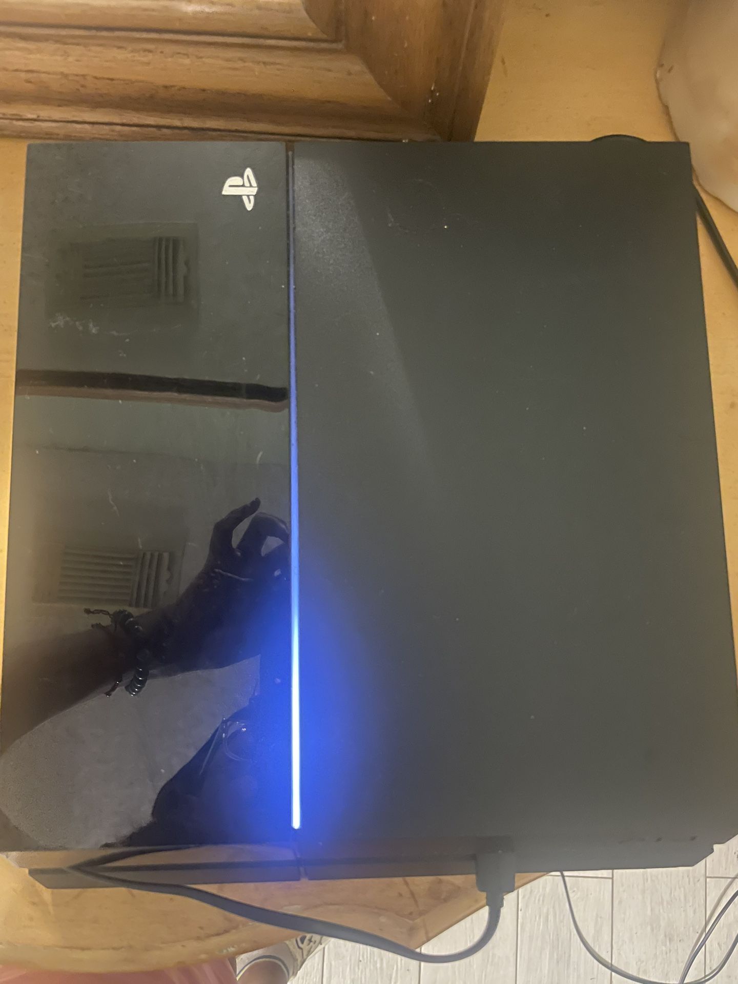 Used PS4 W/ Controller + 2k 14 