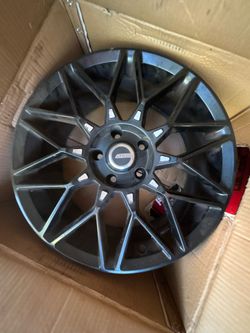 Set of 4 Touren TR76 rims 18x8