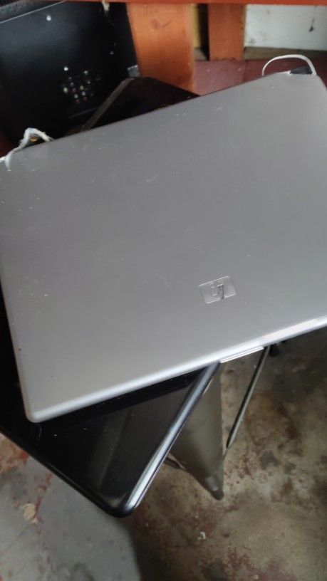 Old Laptops For Parts And Repair