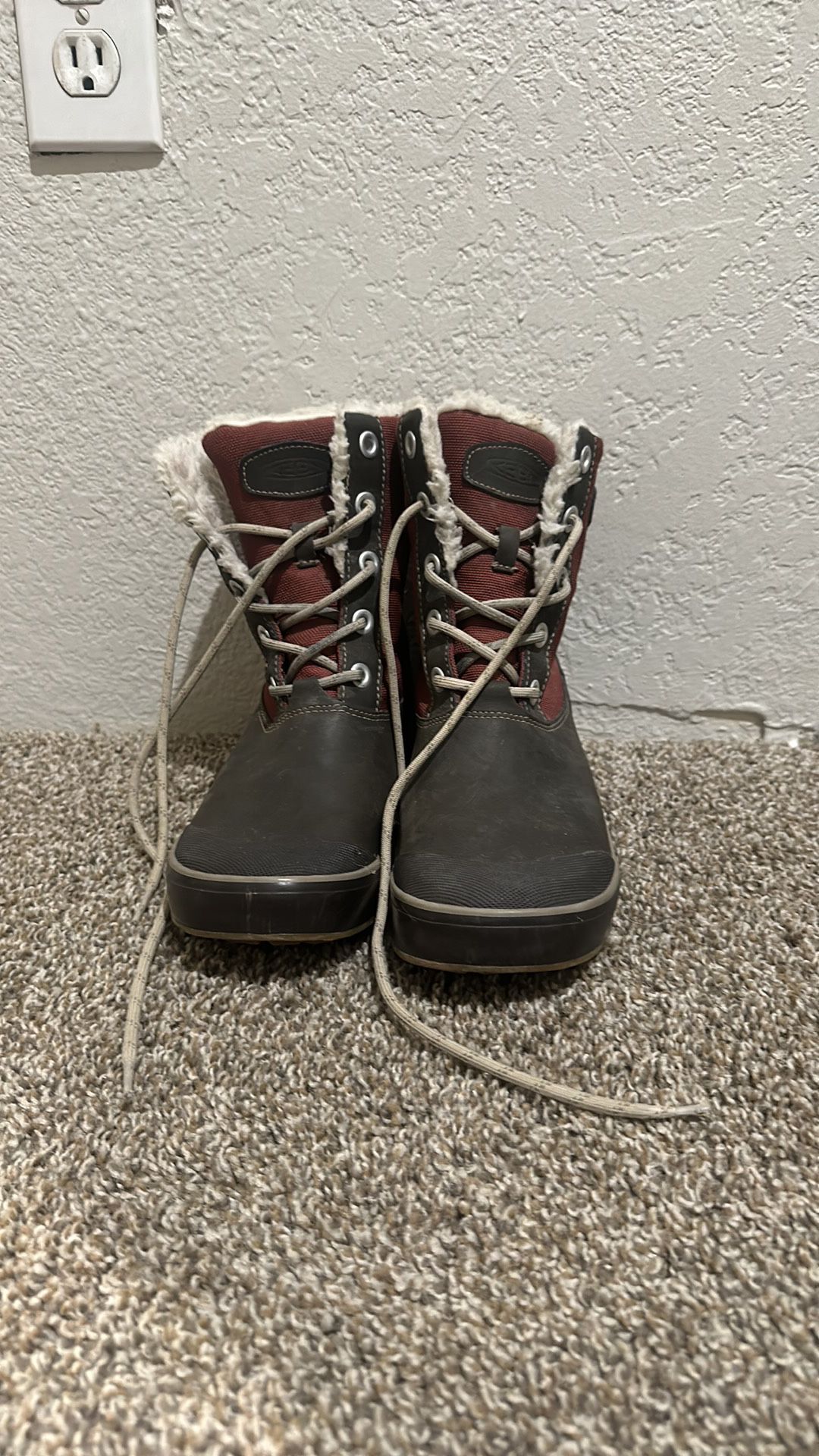 Keen Snow Boots