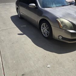 2005 Nissan Maxima
